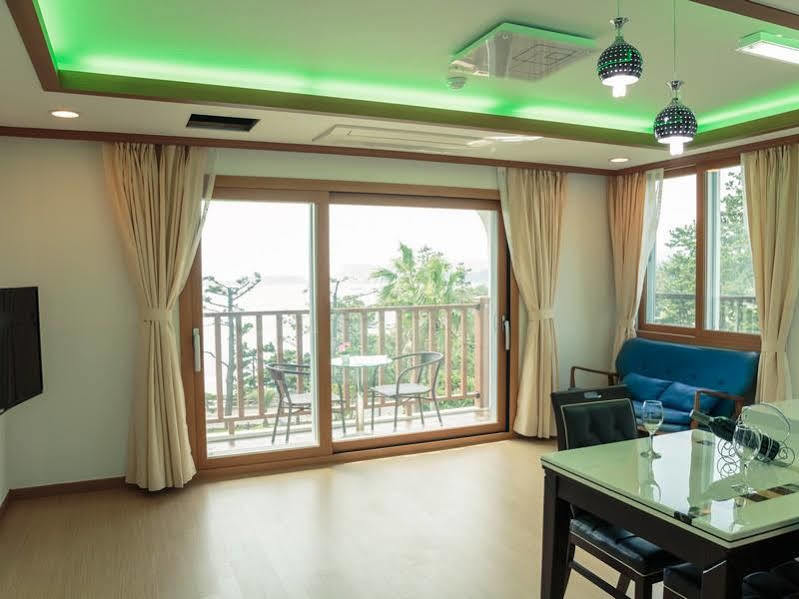 The Bay Jeju Resort Seogwipo Bagian luar foto