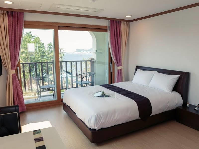 The Bay Jeju Resort Seogwipo Bagian luar foto